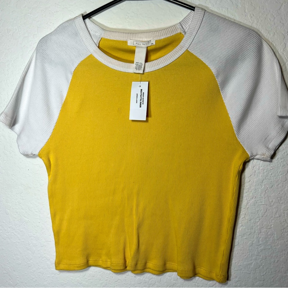 Yellow baseball tee cropped - Picture 2 of 5